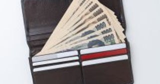 「お金が貯まる人」が使っている財布の特徴。確実に金運を上げるために選ぶべき色とは？