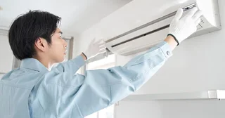 この夏はエアコンが直せない!?プロが解説するナフサ不足の影響と"今すぐ取るべき対策"