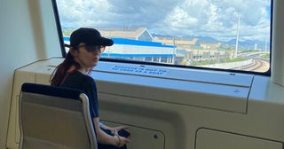 市川紗椰がハワイの鉄道「スカイライン」に乗車「"ジェットコースター系公共交通"です」