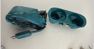 スイス、ニューヨーク行き機内での煙の原因を特定イヤホンの充電ケースが座席に挟まり損傷