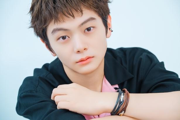 齋藤潤、最新作では西畑大吾と共演。俳優としての自身に一番大事なのは「今の自分と向き合い続けること」