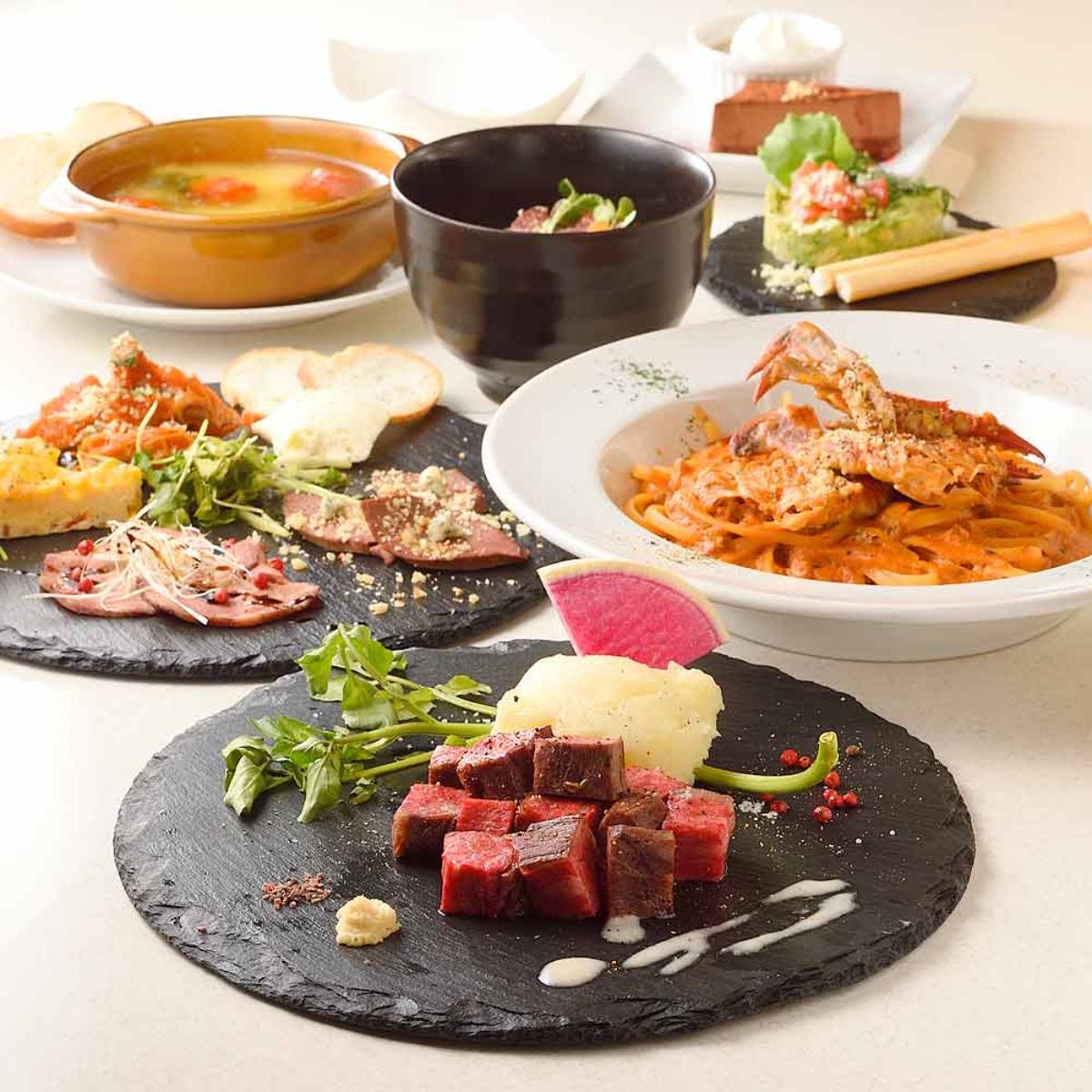 クリスマスシーズンのデートに！6,000円以下で大満足！東京駅周辺のイタリアンディナー5選。駅直結やワインがおいしい隠れ家も