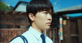 鈴木福“春日”は再びあの“仲村”に契約を持ち掛ける…そして、ある計画を実行するため女子更衣室に向かう＜惡の華＞