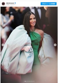 カンヌで連日注目を集めたデミ・ムーア、映画祭ラストを飾る華やかなドレス姿