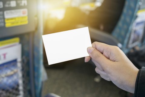 高齢の親と東京－広島の旅行、せっかくなので“グリーン車”を取ってあげたい。「普通車の指定席で十分」と母は言うのですが……。実際のところ何がどう違いますか？