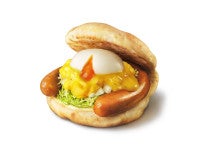 モスバーガー、新たな「月見フォカッチャ」9．9から発売！“黄金”をテーマにさつまいもスイーツも展開中