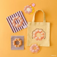 「ミスド」×「Afternoon Tea LIVING」が初コラボ！ドーナツ型のポーチやエコバッグなど展開へ