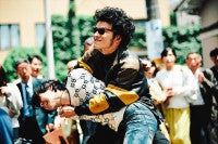 水上恒司×ユンホ『TOKYO BURST』最悪最強バディが新宿歌舞伎町で大暴れ！場面写真解禁