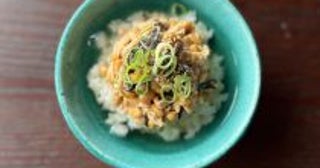納豆ご飯を「冷やし茶漬け」にしたら大正解。腸活で注目の「冷やご飯」と納豆を一緒に