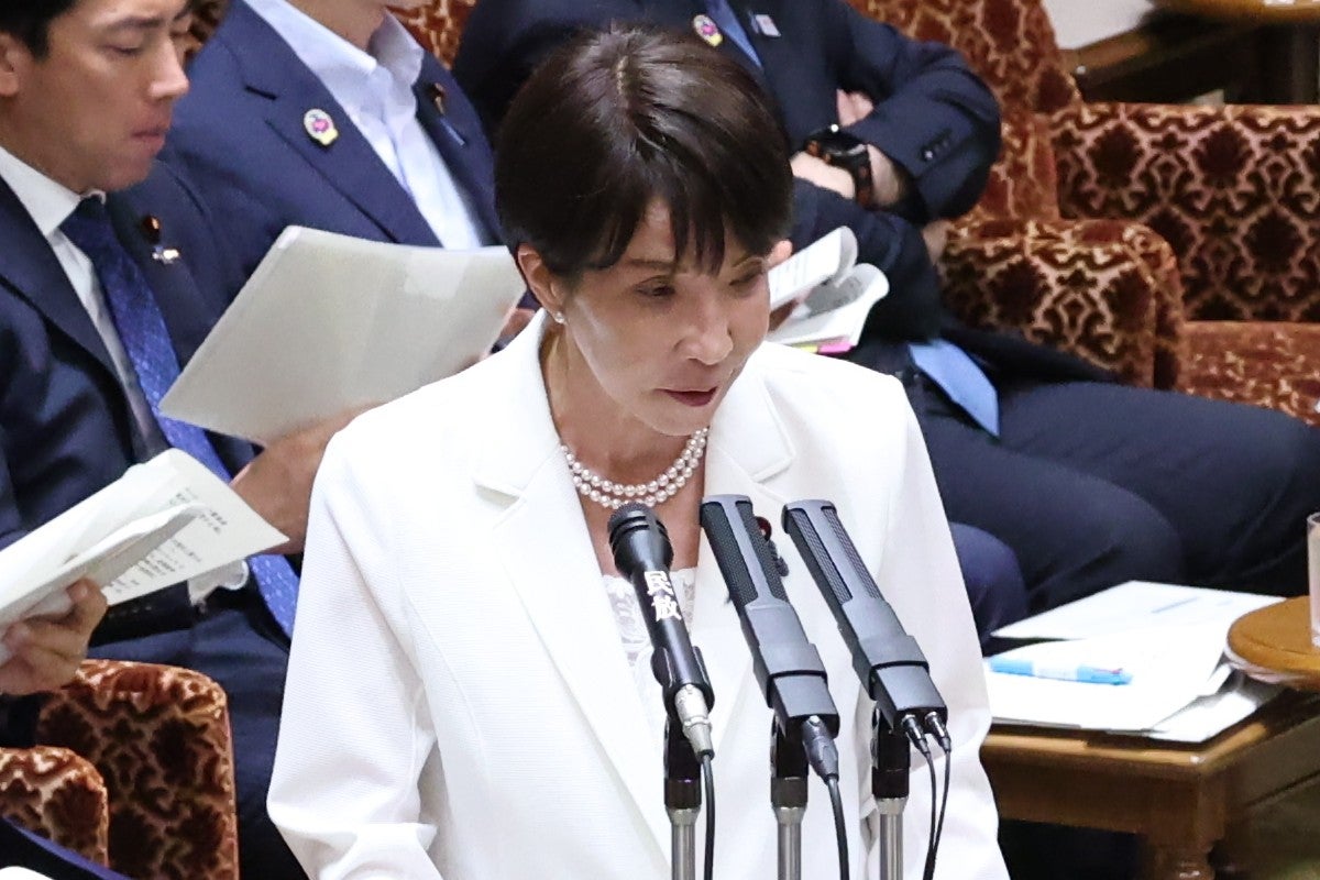 高市首相、予算委の「魚を3枚におろせますか」珍質問にズッコケ…自民議員が“本題”から逃げるワケ