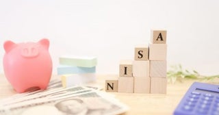 20代でマイホームの“頭金500万円”貯金！「NISAで15年運用すると1200万円になる」と言われましたが、「年利3％・5％・6％・7％」でいくら増える？ 住宅ローン利息削減額と比較