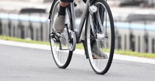 来年度から「自転車の歩道走行」で“6000円の罰金”と聞きました。毎日「子ども2人」を乗せて送迎しているのですが、危ないですよね？ 本当に“車道じゃなきゃダメ”なんでしょうか？