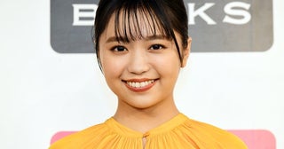 大原優乃、美谷間ちらりキャミ姿公開 タイ満喫ショットに反響「セクシー」「美しすぎる」