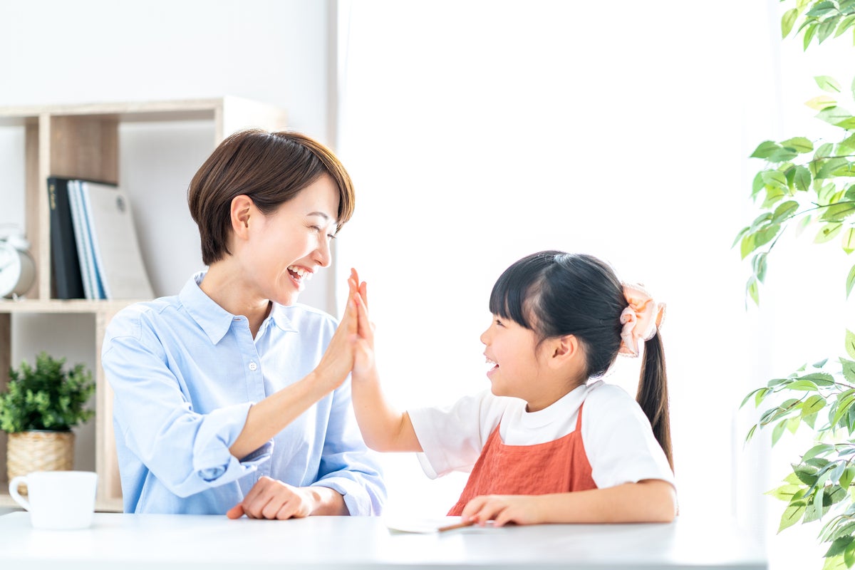 この手があったんだ！スマホや紙だけでできる「親子の会話の質を上げる」方法【保育園・幼稚園が実践】