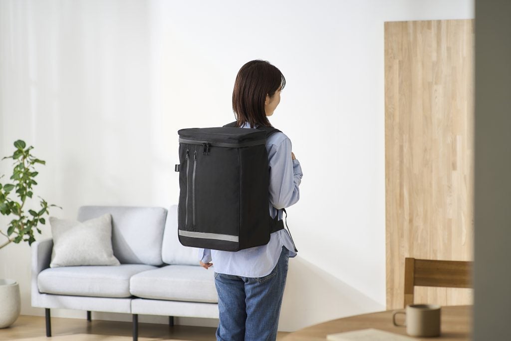 防災セットでワコール×アイリスオーヤマが初タッグ女性の視点で"下着"まで見直した防災リュック