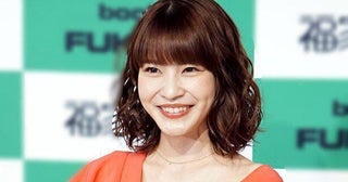 ただただ大きい豊満Gカップ…岸明日香、パーフェクトボディのスポーティなビキニショットに「顔より大きい」