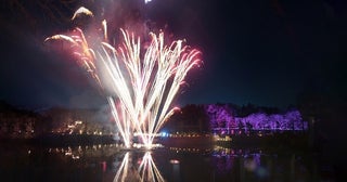 5月6日までムーミンバレーパークで春の花火大会が毎日開催！ゴールデンウィークは「ムーミン谷とアンブレラ」へ