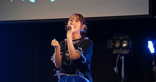 高柳明音が15周年記念ソロライブ、SKE48時代の思い入れ深い曲を次々披露卒業ライブの“あの曲”や初めて作詞した新曲も