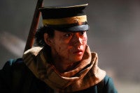 『ゴールデンカムイ 網走監獄襲撃編』山崎賢人ら22人のキャラ場面写真解禁ビジュアルブック発売決定