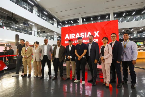 エアアジアX、ロンドン就航計画を維持運賃適正化も