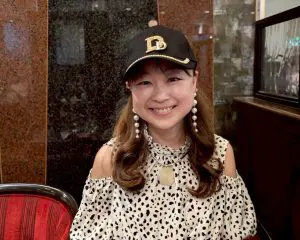 頭から流血、骨折も多々 「酒の失敗がなければ、とっくに結婚できていた」48歳女性が「恋愛リアリティーショー」に出演したワケ