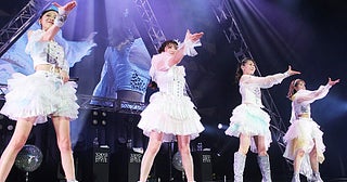 東京女子流、15年の“軌跡”と“奇跡”がつまった記念ライブ充実のパフォーマンスで魅了、心温まる空間をファンとともに作り上げる