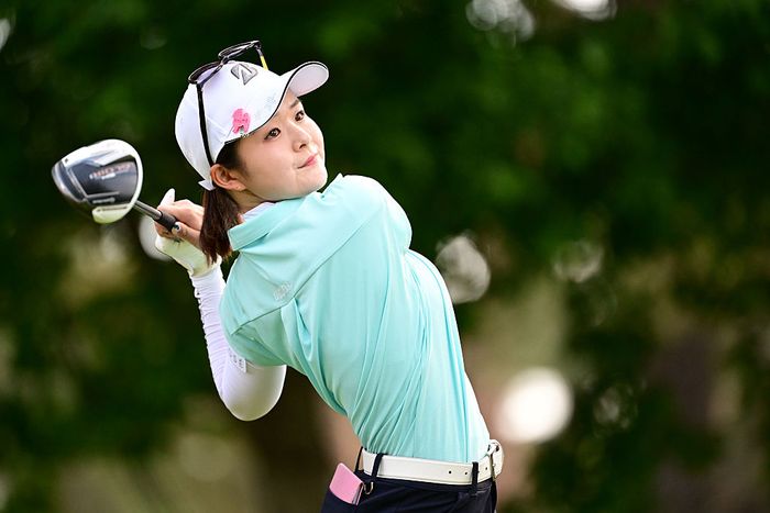 普通なら振り遅れ！川﨑春花がヘッドを遅らせても真っすぐ飛ばせる理由