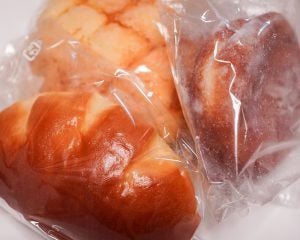 朝の菓子パンで「顔の魅力度」が最大7割下がる。食べたわずか2時間後、他人に“冴えない顔”と判定されるワケ