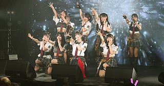 WHITE SCORPION、着席型ライブで大声援グループ史上最大ライブに意気込み「必ず楽しい時間にします！」