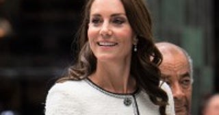 がん寛解公表のキャサリン妃、スキー旅行に行くほど回復