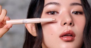 3CEの「アイスイッチ」シリーズからスティックタイプのアイシャドウ・ハイライトが登場