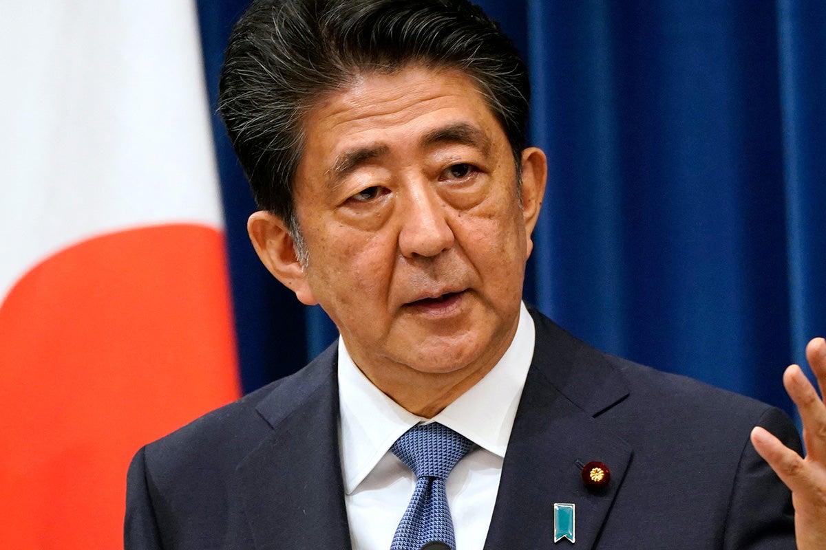 「山上さんありがとう！」と書かれ…安倍元首相の死を揶揄する“不謹慎チラシ”が物議…掲示された東北大学は「速やかに撤去」と回答