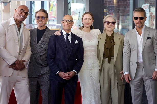 ロバート・ダウニー・Jr.、マット・デイモンら豪華スター集結「プラダを着た悪魔」エミリー・ブラントらのハリウッド殿堂入り祝福
