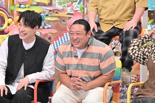 ロバート・秋山竜次の“祖母菓子”にスタジオ大盛り上がり懐かしのお菓子を前にぼる塾・田辺も興奮＜アメトーーク！＞