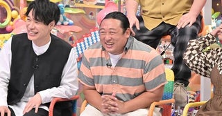 ロバート・秋山竜次の“祖母菓子”にスタジオ大盛り上がり懐かしのお菓子を前にぼる塾・田辺も興奮＜アメトーーク！＞