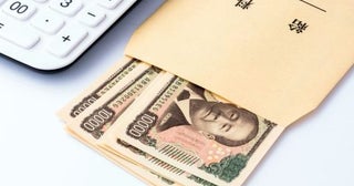 妻は出産に伴い「正社員」から「パート」への転換を検討しています。「年収が半分になった」という話も聞きますが、収入にはどのくらいの影響がありそうですか？