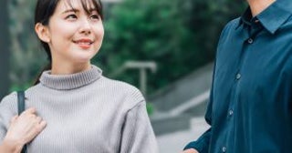 女性は無意識に見ている…「なぜかモテる男性」に共通する“5つの特徴”