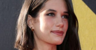 ジョン・トラヴォルタの25歳の愛娘、刺激的なルックで雑誌の表紙を飾る