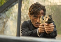 まるで『ヒート』!?2025年インドNo.1ヒット『ドゥランダル作戦』激しすぎる銃撃戦を収めた本編映像解禁
