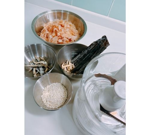  渡辺美奈代、無添加にこだわった自家製出汁＆くるみクリーム披露 