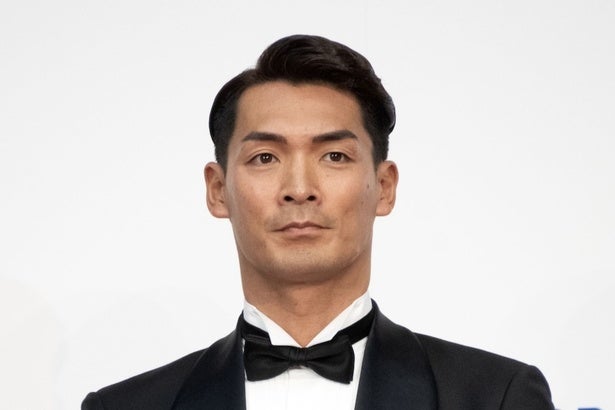 槙野智章、竹内涼真＆柿谷曜一郎＆井桁弘恵らとW杯スタジアムでの集合写真を公開「メディア組もONE TEAMですね」と反響