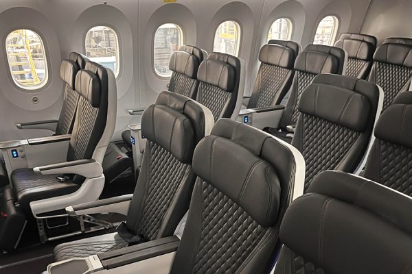 ジェットスター航空、入札アップグレードサービスを刷新