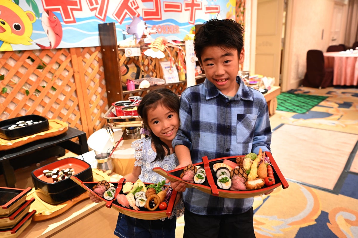 70種バイキングに縁日・ナイトプールも！子どもが飽きない徳島「アオアヲ ナルト リゾート」の夏