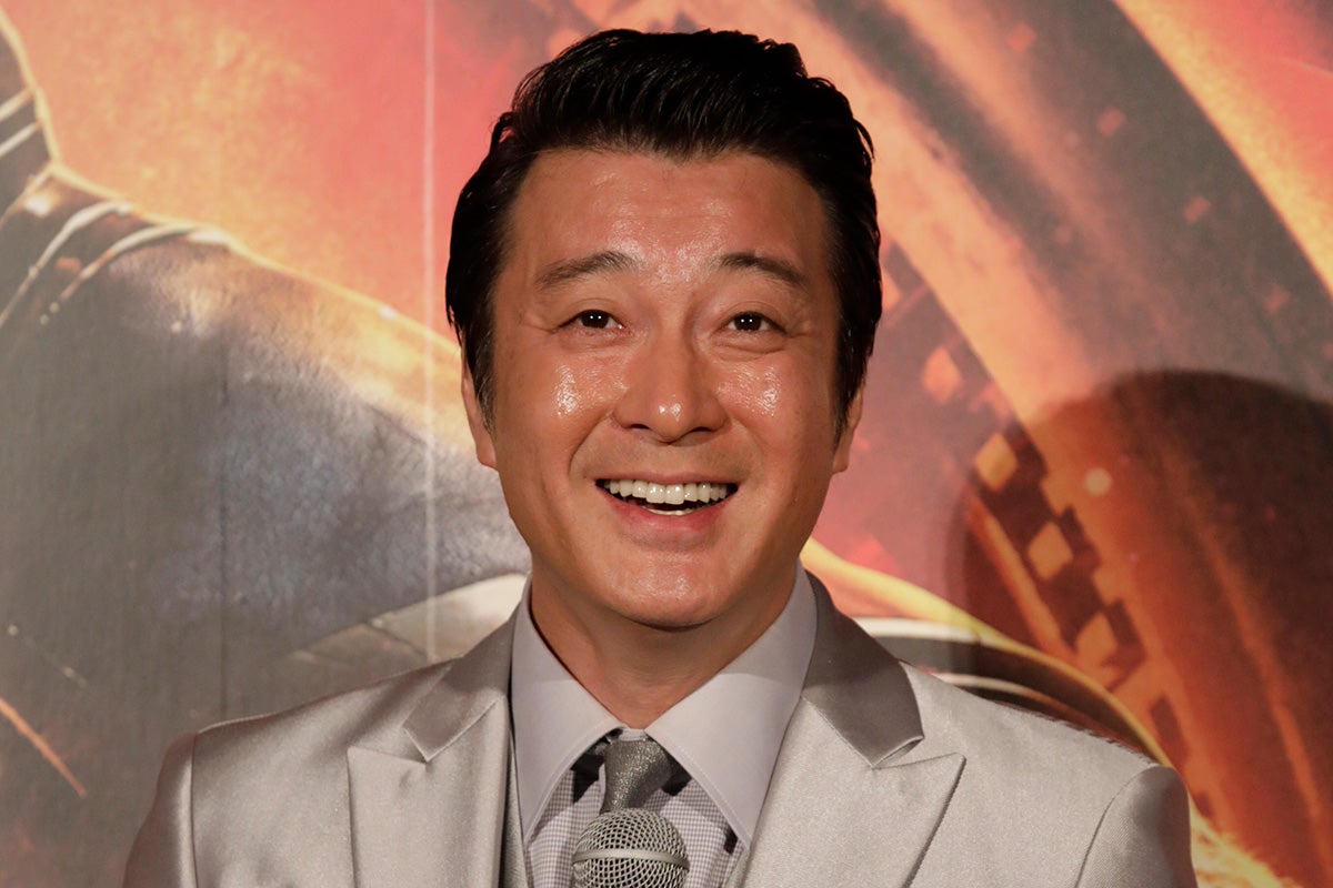 「別人みたい」加藤浩次“おしゃれすぎる私服”が話題…ネットでは“おじさんパーカー”に次ぐ中年男性のおしゃれ論争勃発