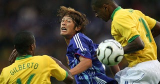 ドイツＷ杯のブラジル戦に先発した巻誠一郎「もしかして」と思ったが、本気になった相手には「何もできなかった」