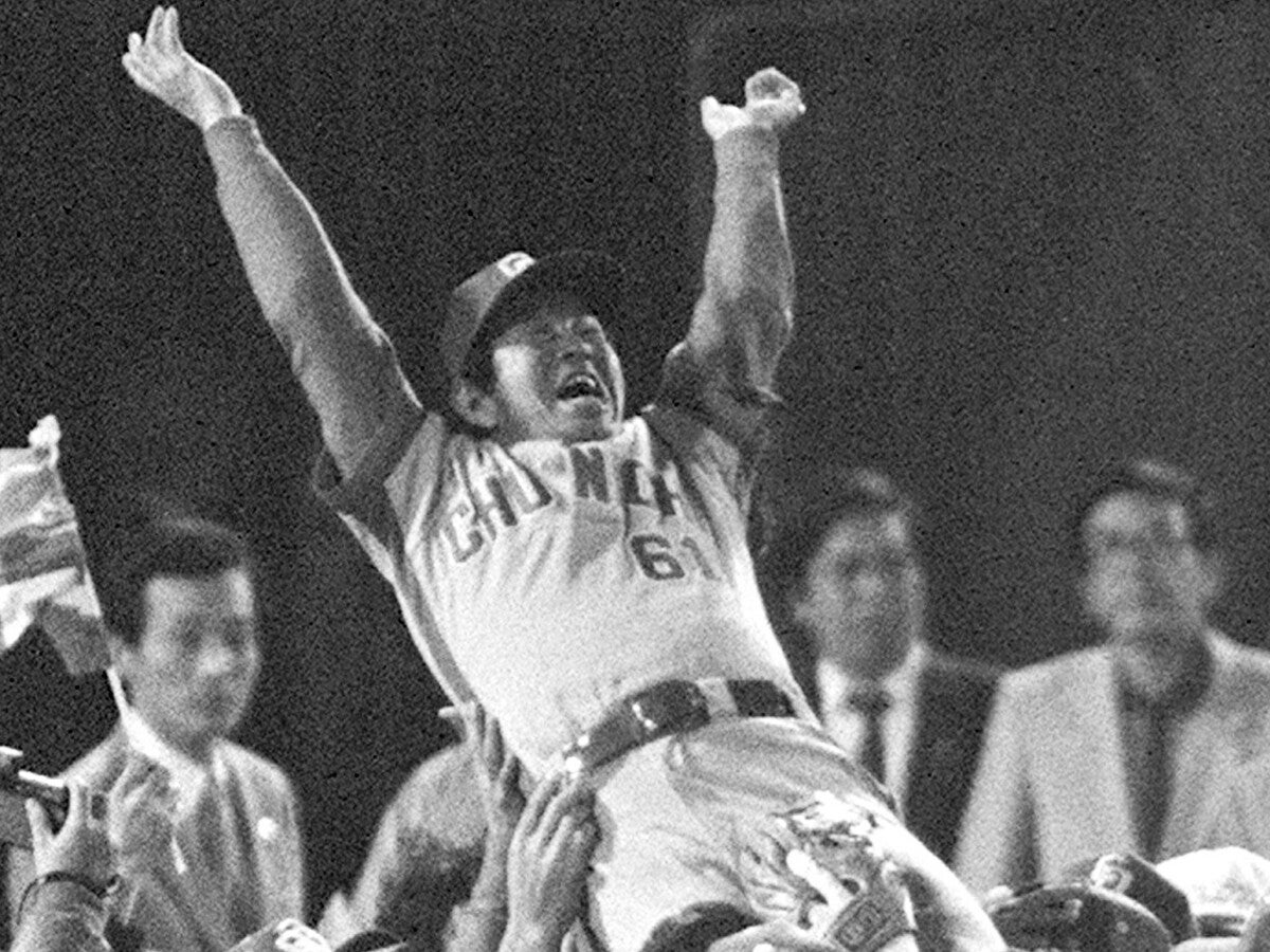 【プロ野球】「優勝しても胴上げはしない」 選手たちが"嫌われ監督"を拒絶...それでも近藤貞雄が７度宙を舞った理由