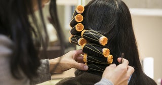パーマを「かける」「あてる」。どちらを使うかで出身がわかる!? 【あなたはどっち？】