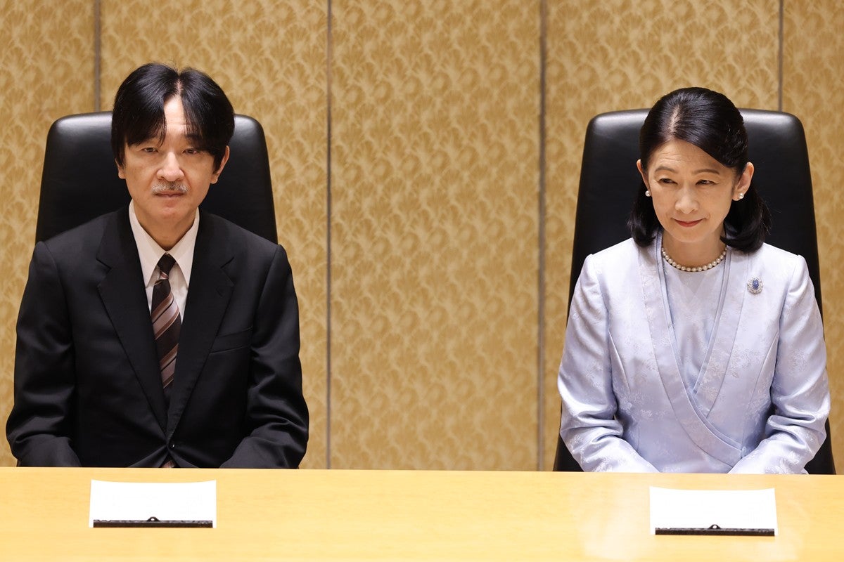 秋篠宮さま世界震撼の「エプスタイン文書」にお名前が…皇室にも伸びていた「魔手の内容」