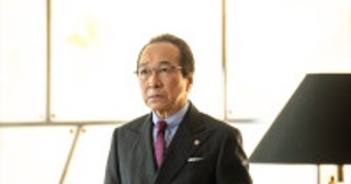 『VIVANT』“長野専務”小日向文世、苦悩する“乃木”堺雅人に助言ネット称賛「胸アツ」「泣いた」（ネタバレあり）