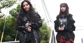 菊地姫奈、バンギャ姿を披露！ 主演映画『V. MARIA』場面写真解禁
